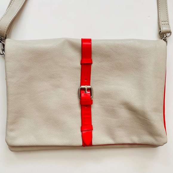 Forever21 Crossbody/Clutch Purse (Bundle 3/$25) - Picture 1 of 7